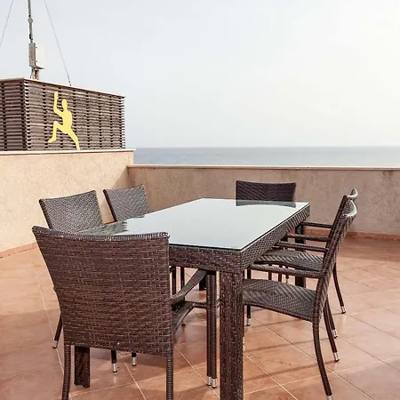 Thalassa Beach Two Bedroom Penthouse Apartman